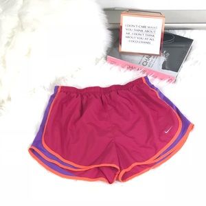 Nike Women’s Drifit Training Shorts Size Large EUC